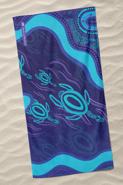 Bayadherra Beach Towel