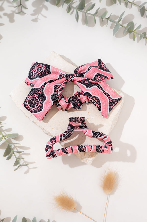 Boobie Sista Bow Scrunchie & Curved Claw Clip