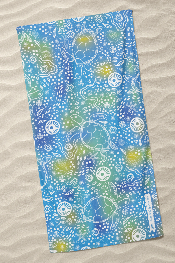 Goorlil (Turtle) Beach Towel