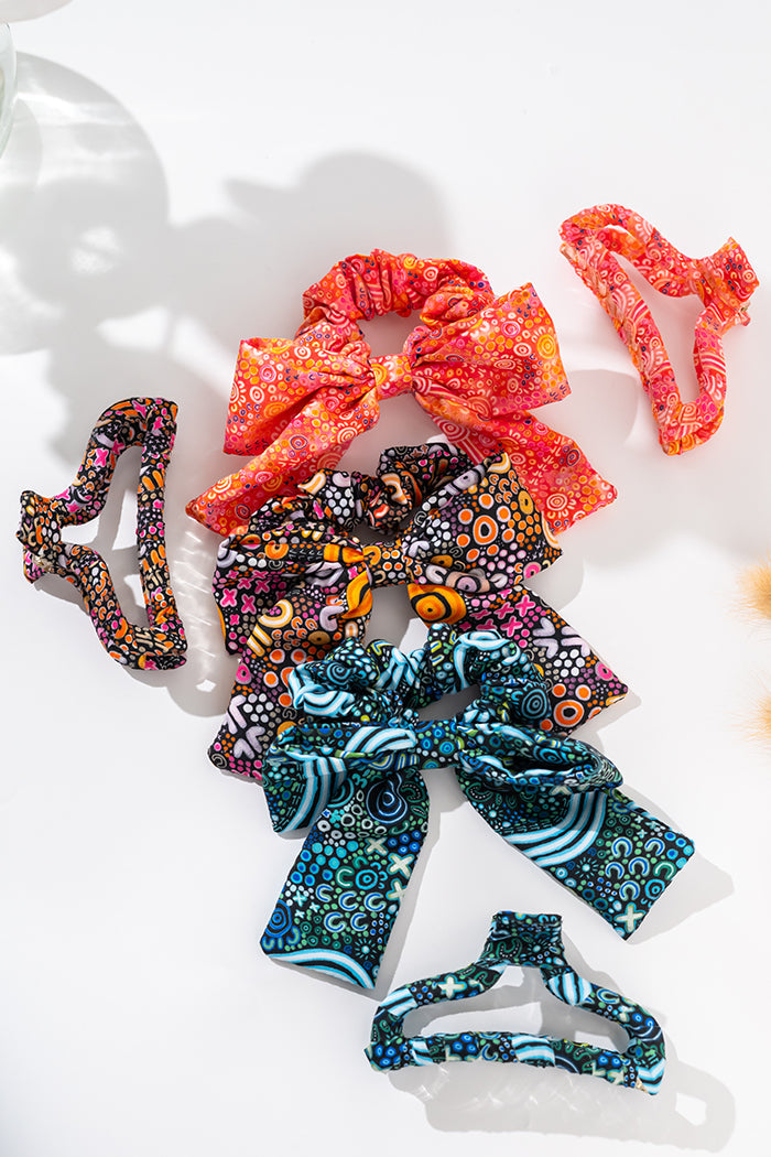 Ngayt Poonan Bow Scrunchie & Curved Claw Clip